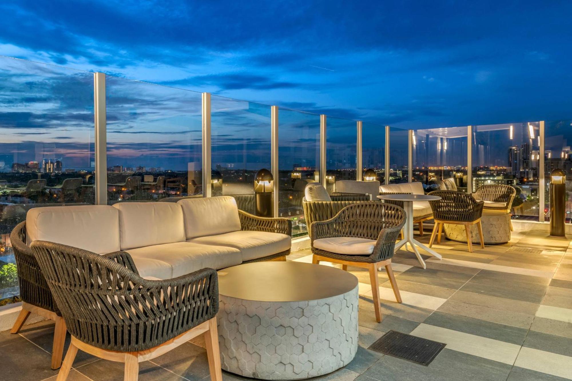 Courtyard By Marriott Fort Lauderdale Downtown Екстериор снимка