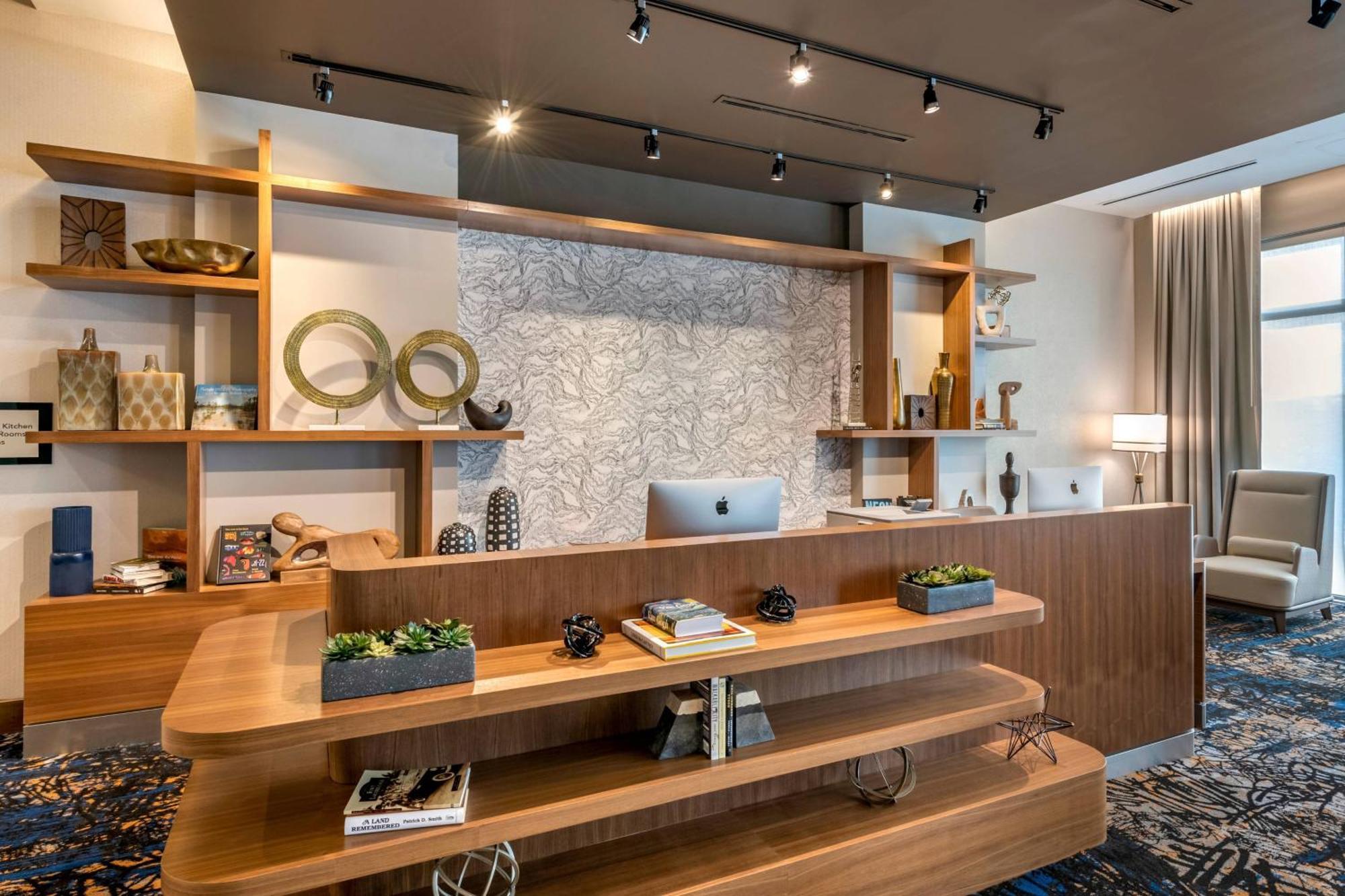 Courtyard By Marriott Fort Lauderdale Downtown Екстериор снимка